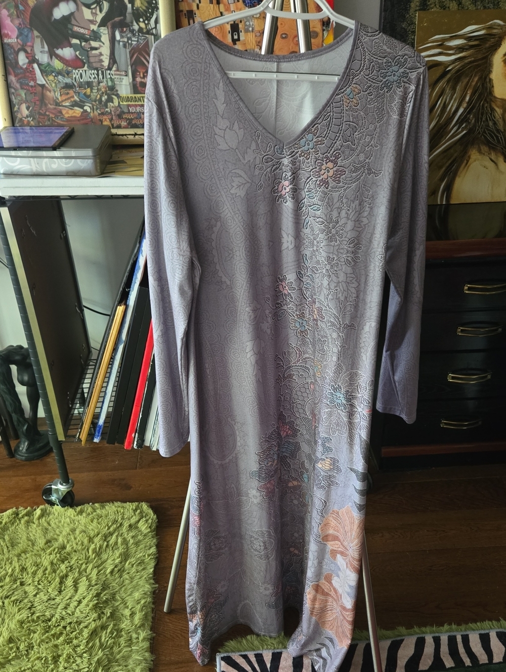 V-Neck Long Sleeve Floral Maxi Dress in Grey Lavender